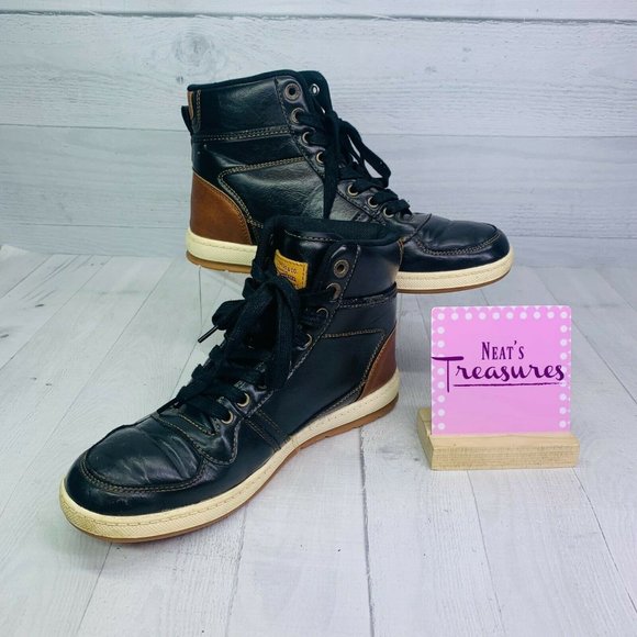 levi stanton brown tan